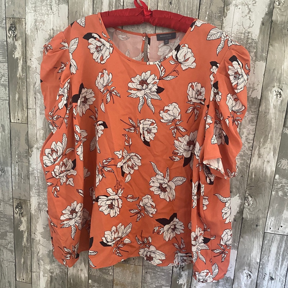 Madison pink floral puff shoulder blouse curvy 3X